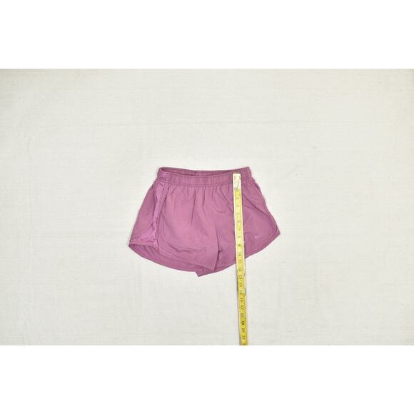 Nike Dri-FIT Womens Pink Running Shorts Regular Size S Gym Run - Picture 4 of 8